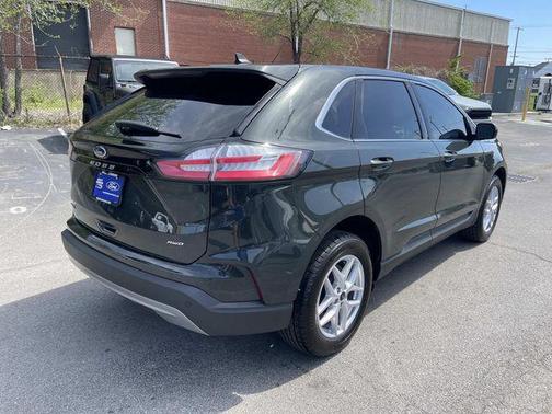 Forged Green Metallic 2024 Ford Edge SEL