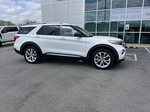 Star White Metallic Tri-Coat 2023 Ford Explorer Platinum