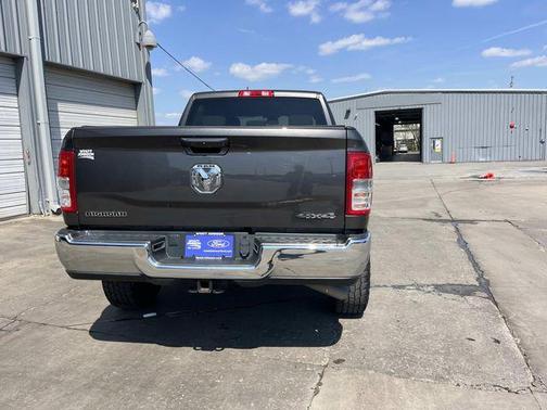 Granite Crystal Metallic Clearcoat 2022 RAM 2500 Big Horn Crew Cab 4x4 6'4' Box