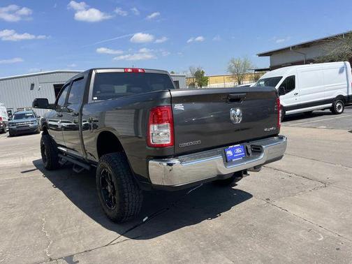 Granite Crystal Metallic Clearcoat 2022 RAM 2500 Big Horn Crew Cab 4x4 6'4' Box