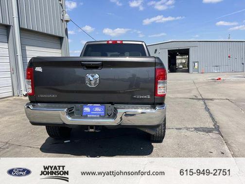 Granite Crystal Metallic Clearcoat 2022 RAM 2500 Big Horn Crew Cab 4x4 6'4' Box