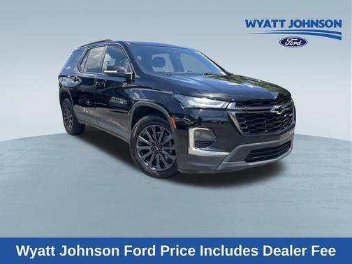 Mosaic Black Metallic 2023 Chevrolet Traverse RS