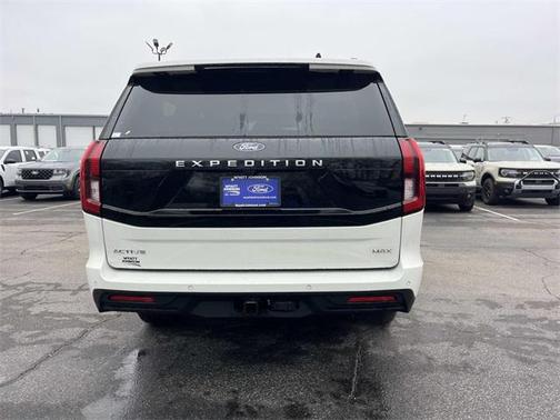 2025 Ford Expedition Max Active 4x4