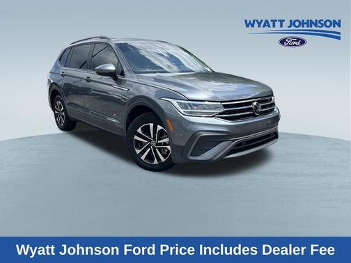 Platinum Gray Metallic 2023 Volkswagen Tiguan 2.0T S