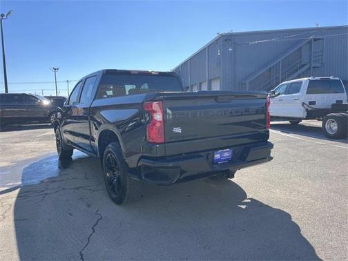 2023 Chevrolet Silverado 1500 Custom
