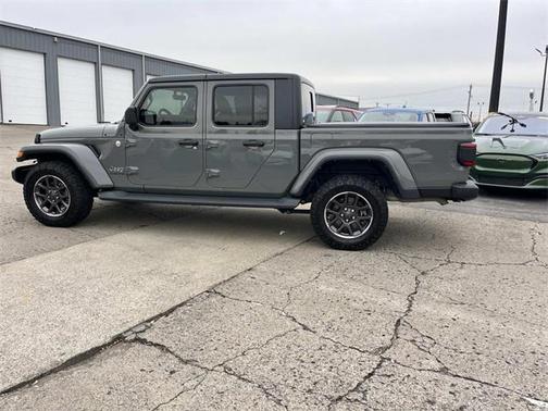 2021 Jeep Gladiator Overland