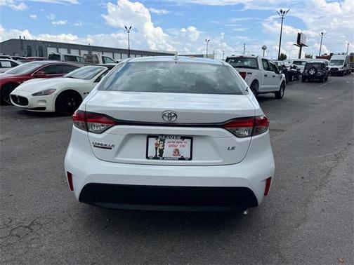 2025 Toyota Corolla LE