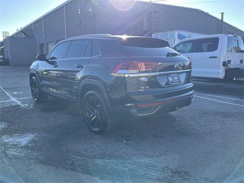 2022 Volkswagen Atlas Cross Sport 3.6L V6 SE w/Technology