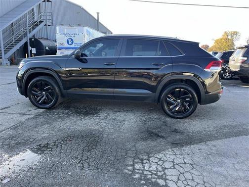 2022 Volkswagen Atlas Cross Sport 3.6L V6 SE w/Technology