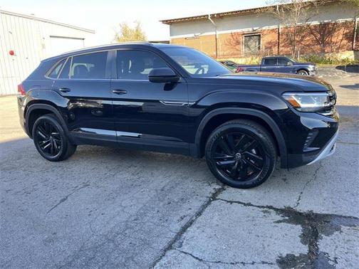 2022 Volkswagen Atlas Cross Sport 3.6L V6 SE w/Technology