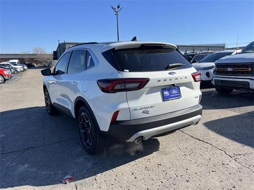 2026 Ford Escape Platinum