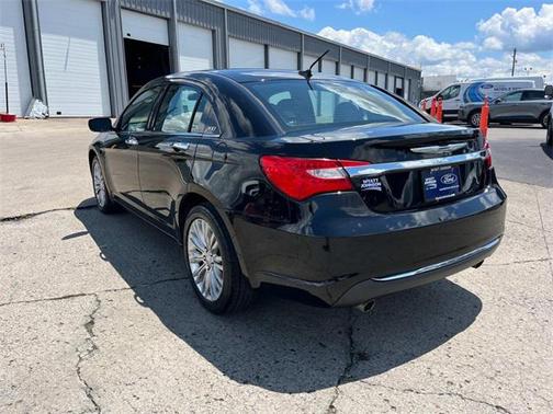 2012 Chrysler 200 Limited