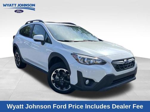 Crystal White Pearl 2023 Subaru Crosstrek PREMIUM