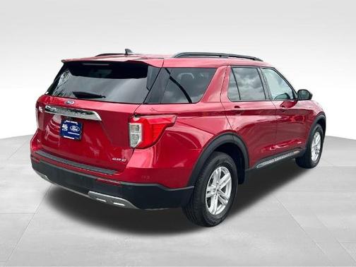RAPID RED MET TINTED CC 2024 Ford Explorer XLT