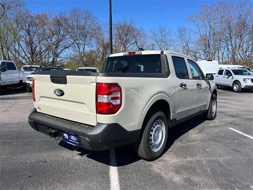 2025 Ford Maverick XL