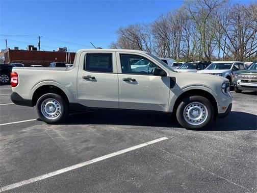 2025 Ford Maverick XL