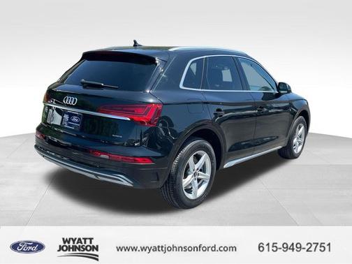 Mythos Black Metallic 2023 Audi Q5 40 PREMIUM