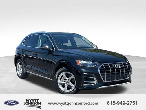 Mythos Black Metallic 2023 Audi Q5 40 PREMIUM