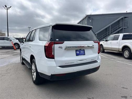 2024 GMC Yukon SLT