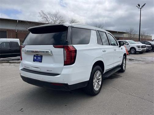 2024 GMC Yukon SLT
