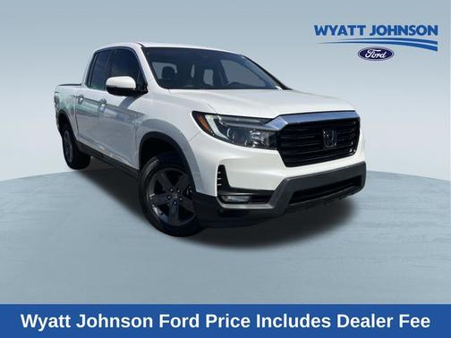 Beige 2023 Honda Ridgeline RTL-E