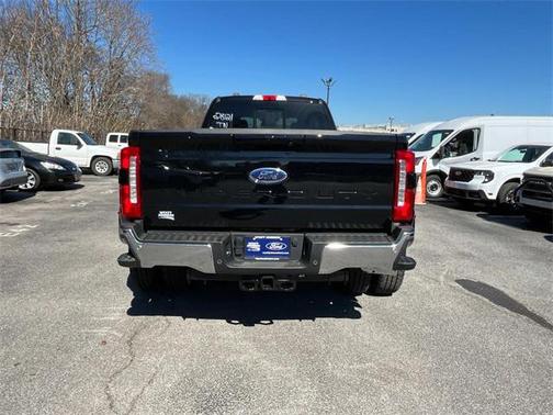2025 Ford F-350 Lariat