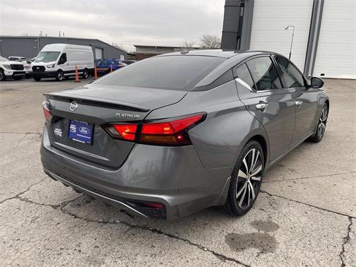 2019 Nissan Altima 2.5 Platinum