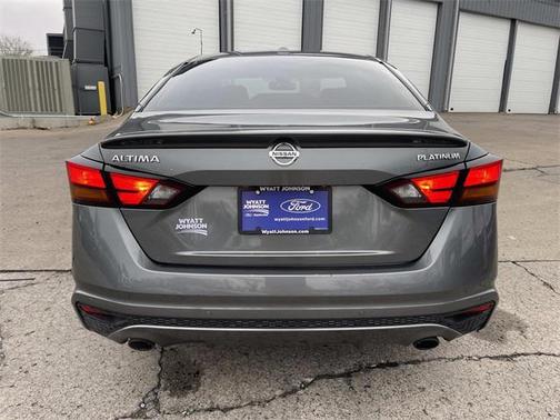 2019 Nissan Altima 2.5 Platinum