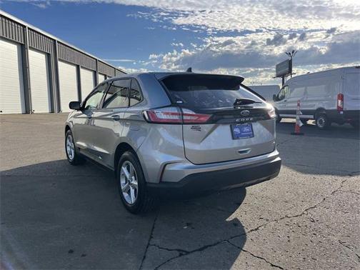 2023 Ford Edge SE