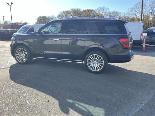 2023 Ford Expedition Platinum