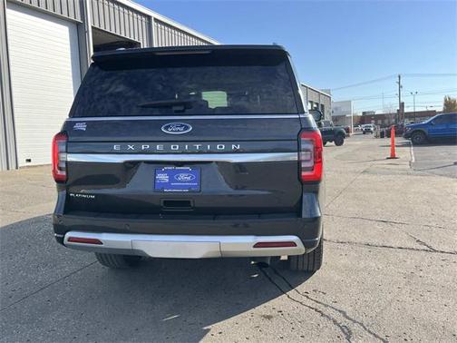 2023 Ford Expedition Platinum