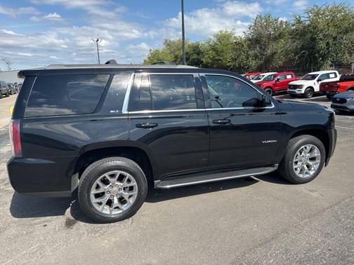 2017 GMC Yukon SLT