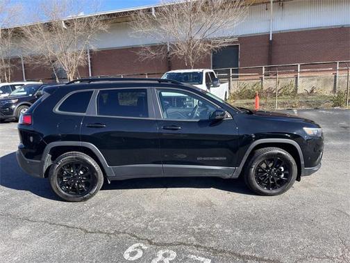 2023 Jeep Cherokee Altitude