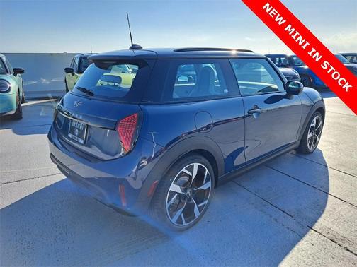 2025 MINI Hardtop Cooper