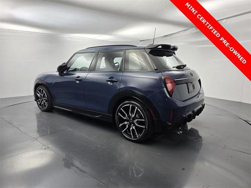 2026 MINI Hardtop ICONIC