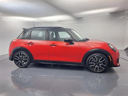 2026 MINI Hardtop Cooper S Signature