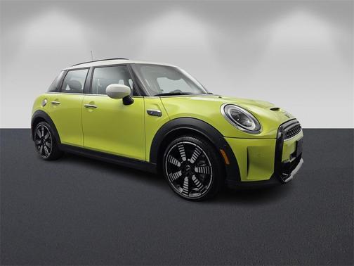 2023 MINI Hardtop Cooper S