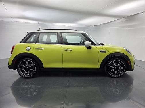 2023 MINI Hardtop Cooper S