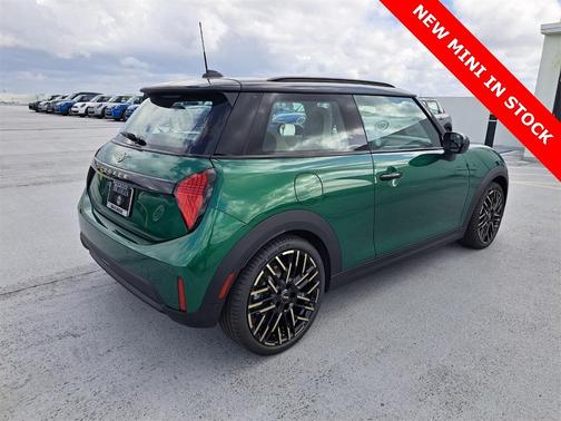 2025 MINI Hardtop Cooper