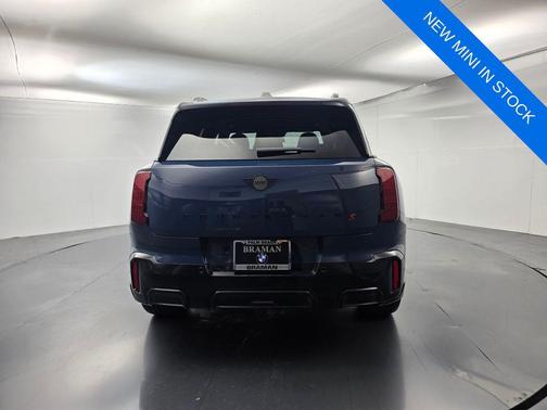 Indigo 2027 MINI Countryman Cooper S