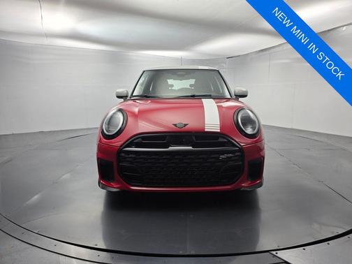 Chili Pepper Red 2026 MINI Hardtop JCW