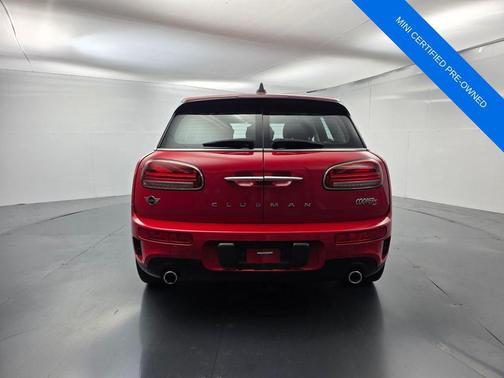 Chili Pepper Red 2023 MINI Clubman Cooper S
