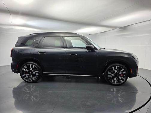 2025 MINI Countryman John Cooper Works