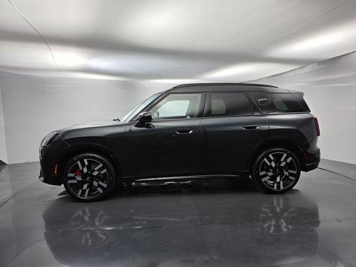 2025 MINI Countryman John Cooper Works