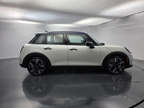 White Metallic 2026 MINI Hardtop Cooper S