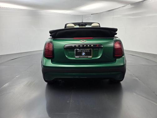 British Racing Green IV Metallic 2026 MINI Convertible Cooper S