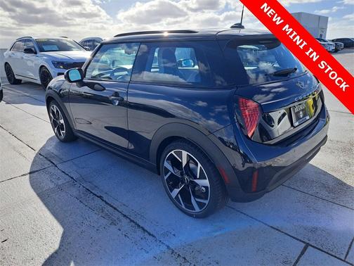 2025 MINI Hardtop Cooper