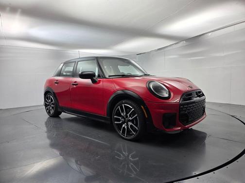 Chili Pepper Red 2026 MINI Hardtop Cooper S