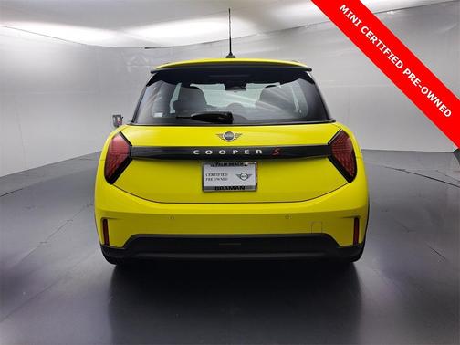 2025 MINI Hardtop SIGNATURE PLUS