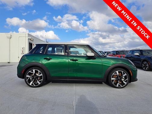 2025 MINI Hardtop C Signature Trim